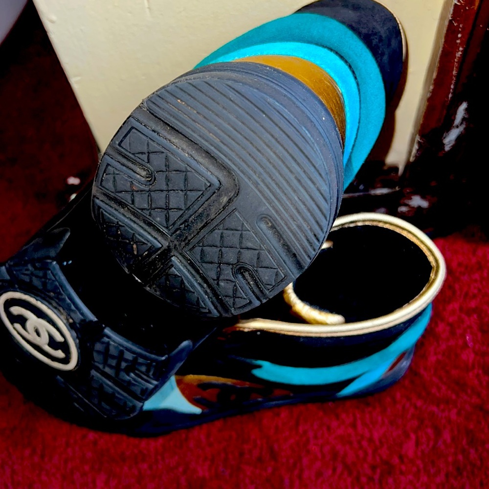 40 and a half Chanel tourqouise high womens